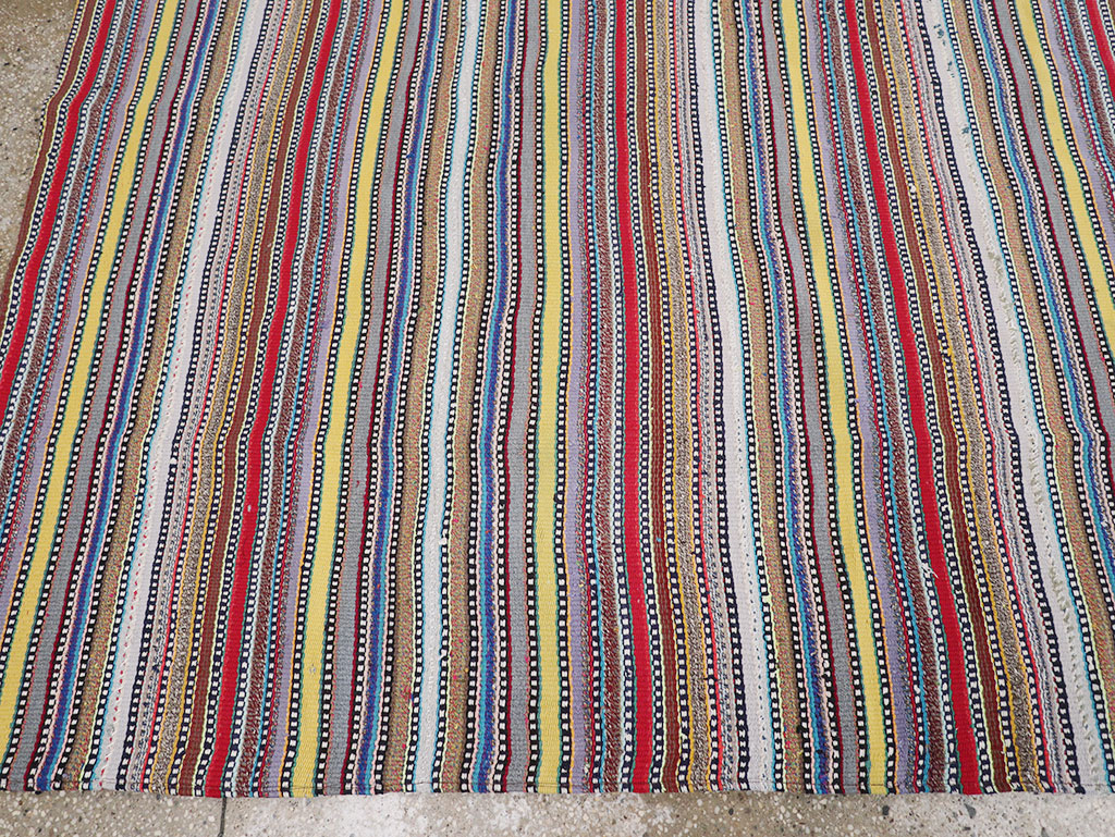 Vintage Persian Flatweave Kilim Small Room Size Carpet, No.32441 - Galerie Shabab