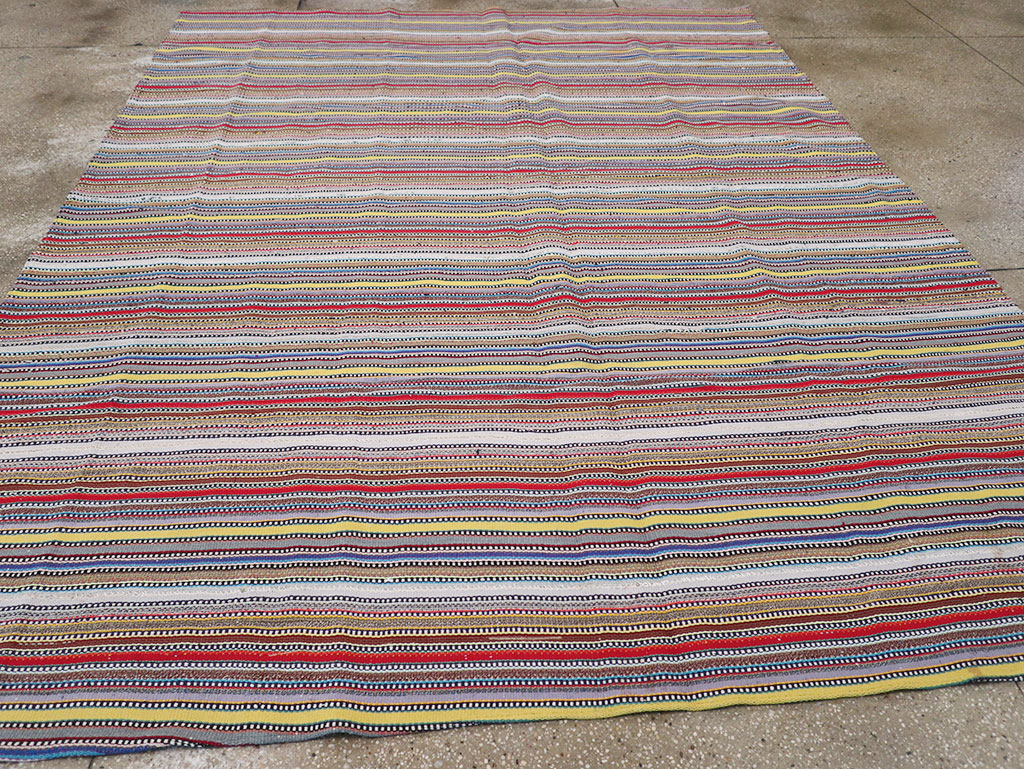 Vintage Persian Flatweave Kilim Small Room Size Carpet, No.32441 - Galerie Shabab