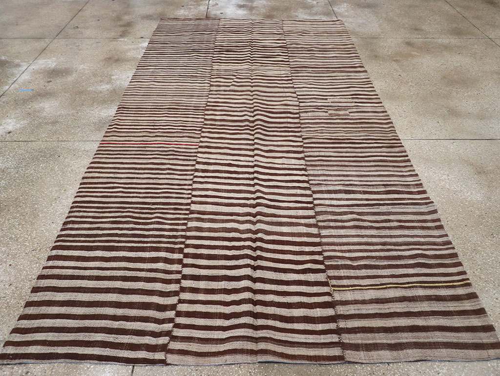 Vintage Persian Flatweave Kilim Gallery Carpet, No.32442 - Galerie Shabab