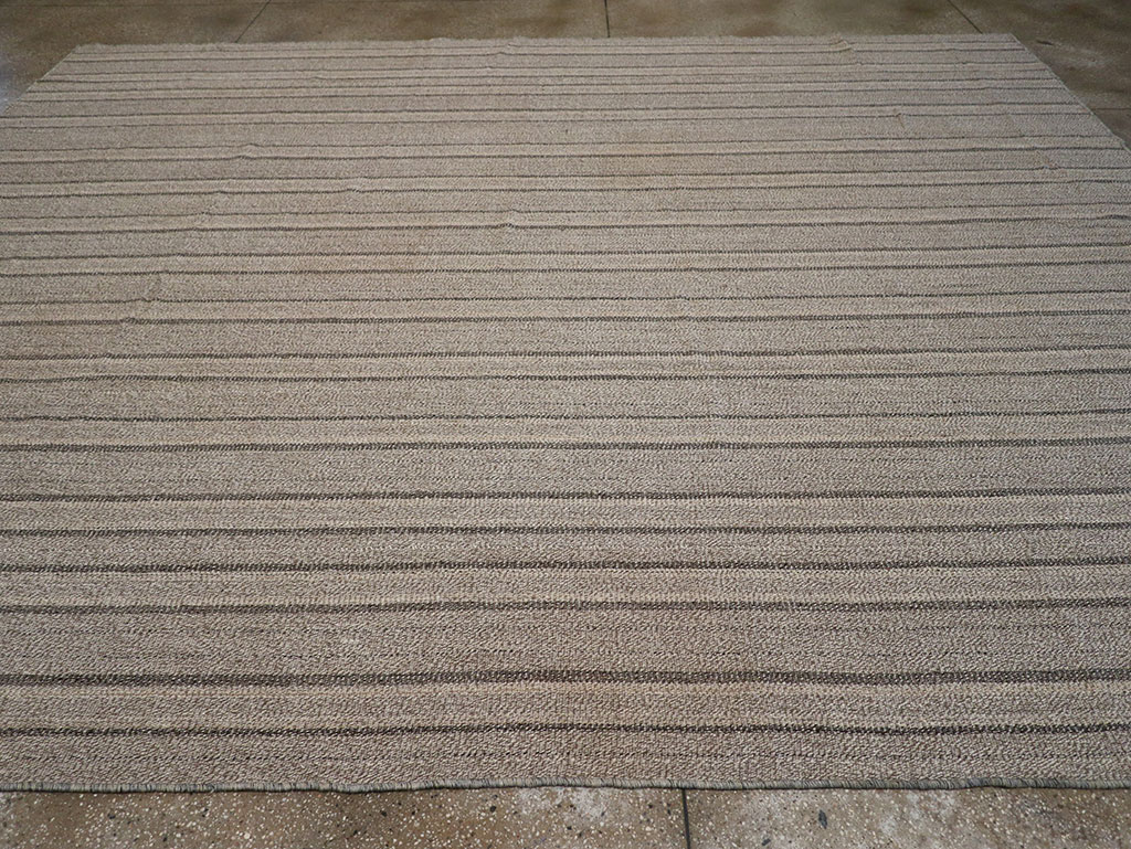 Modern Persian Flatweave Kilim Room Size Carpet, No.32445 - Galerie Shabab