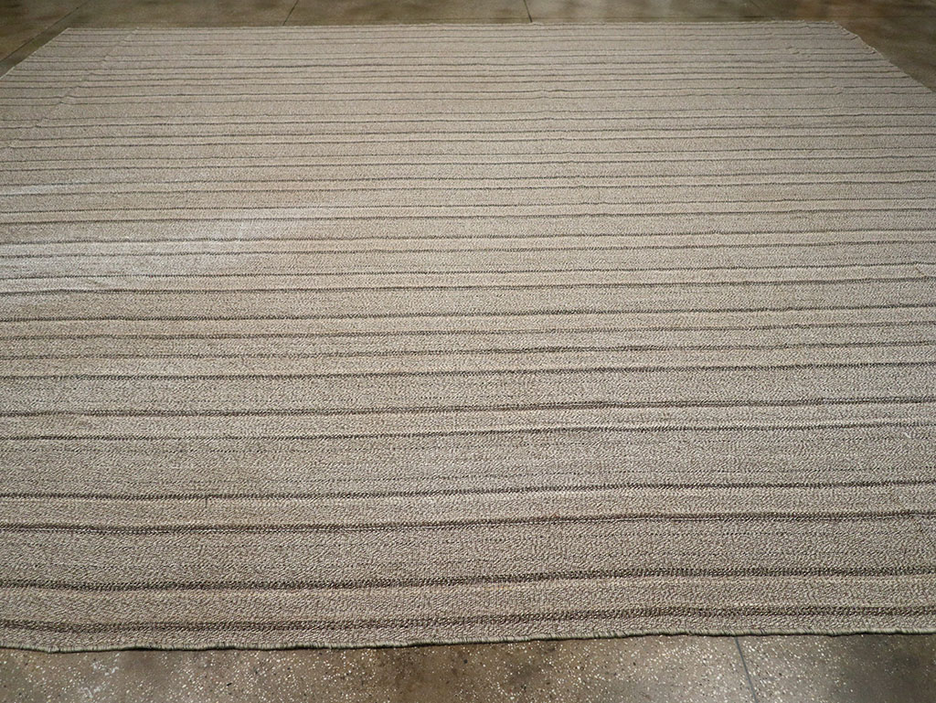 Modern Persian Flatweave Kilim Large Room Size Carpet, No.32446 - Galerie Shabab