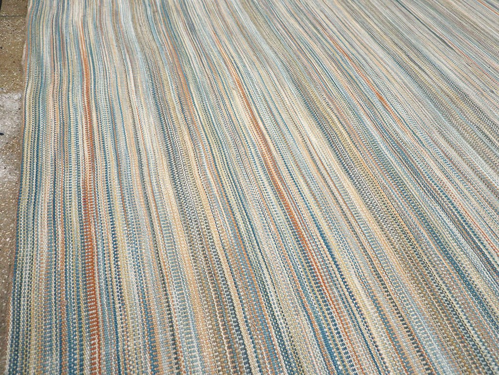Modern Turkish Flatweave Kilim Room Size Carpet, No.32453 - Galerie Shabab