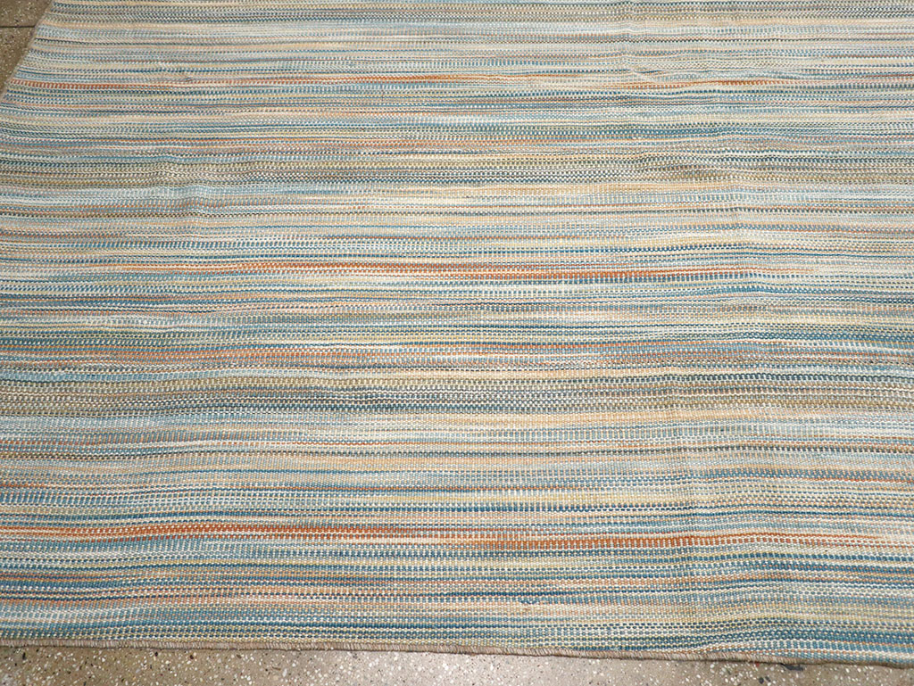 Modern Turkish Flatweave Kilim Room Size Carpet, No.32453 - Galerie Shabab