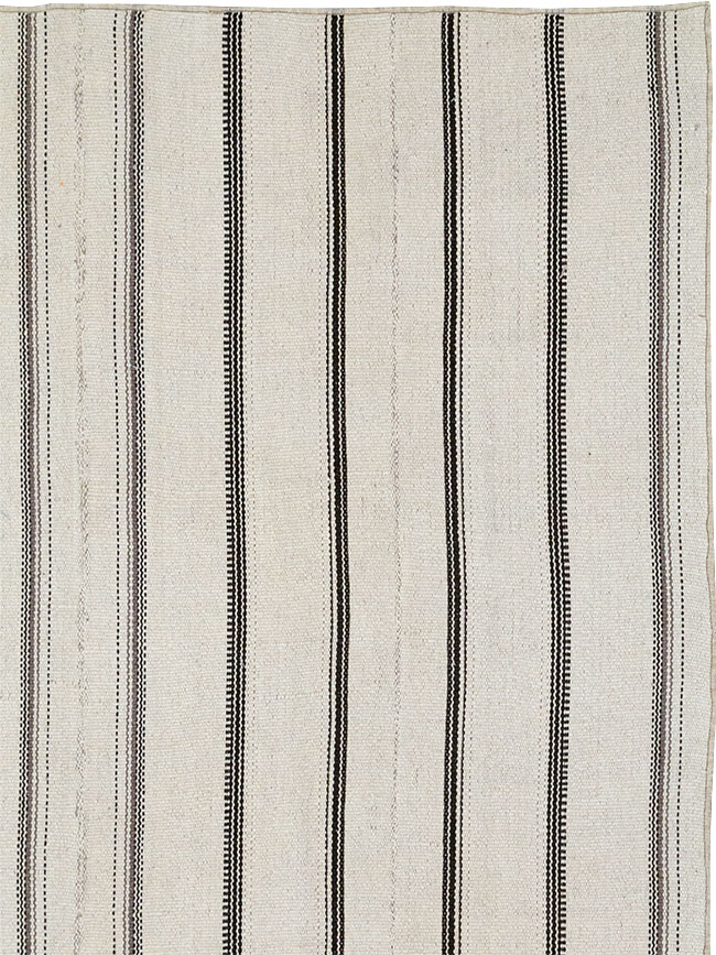 Vintage Persian Flatweave Kilim Room Size Carpet, No.32455 - Galerie Shabab