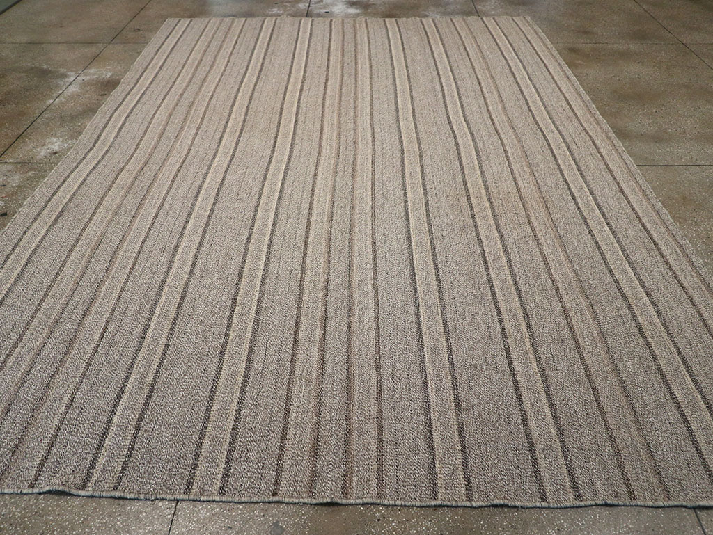 Modern Turkish Flatweave Kilim Room Size Carpet, No.32457 - Galerie Shabab