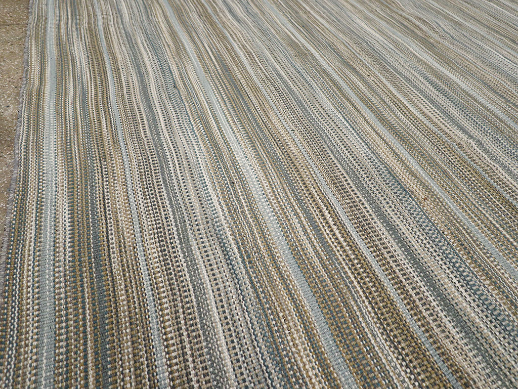 Modern Turkish Flatweave Kilim Room Size Carpet, No.32459 - Galerie Shabab