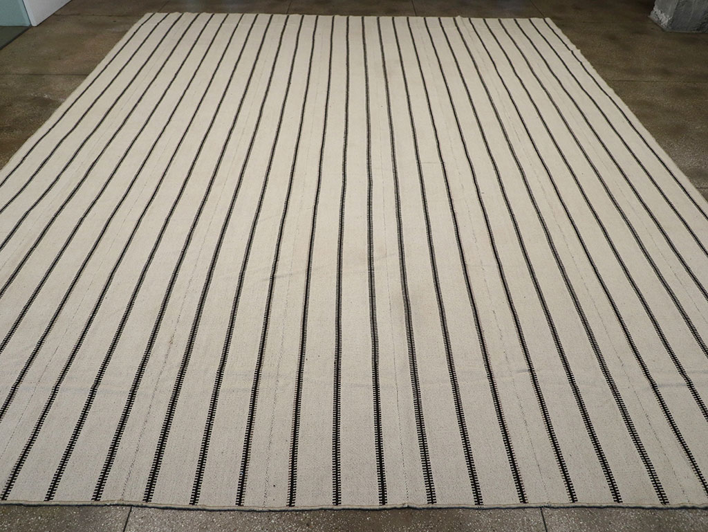 Modern Turkish Flatweave Kilim Large Carpet, No.32460 - Galerie Shabab