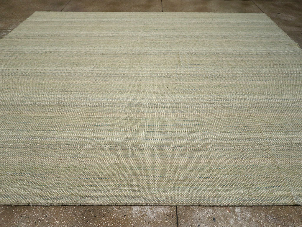 Modern Persian Flatweave Kilim Room Size Carpet, No.32464 - Galerie Shabab