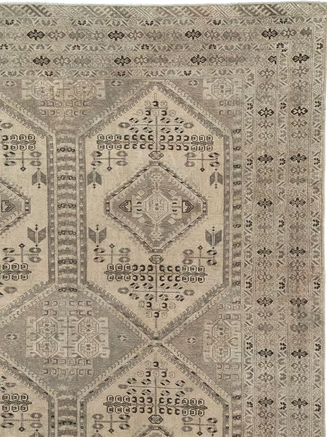 Vintage Persian Afshar Room Size Carpet, No.32468 - Galerie Shabab