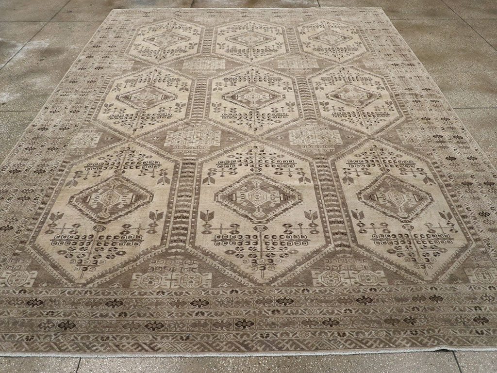 Vintage Persian Afshar Room Size Carpet, No.32468 - Galerie Shabab