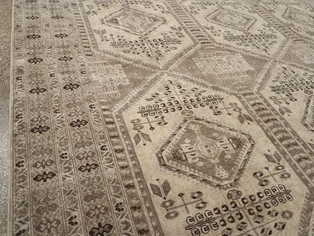 Vintage Persian Afshar Room Size Carpet, No.32468 - Galerie Shabab