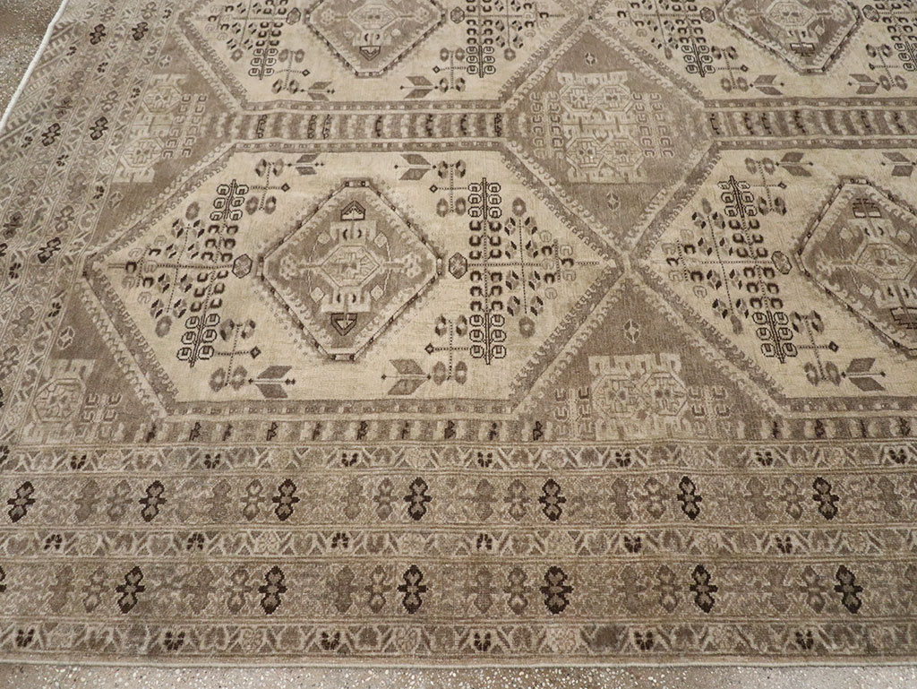 Vintage Persian Afshar Room Size Carpet, No.32468 - Galerie Shabab