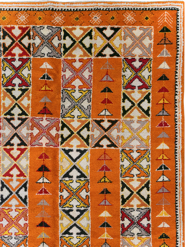 Vintage Moroccan Large Room Size Carpet, No.32470 - Galerie Shabab