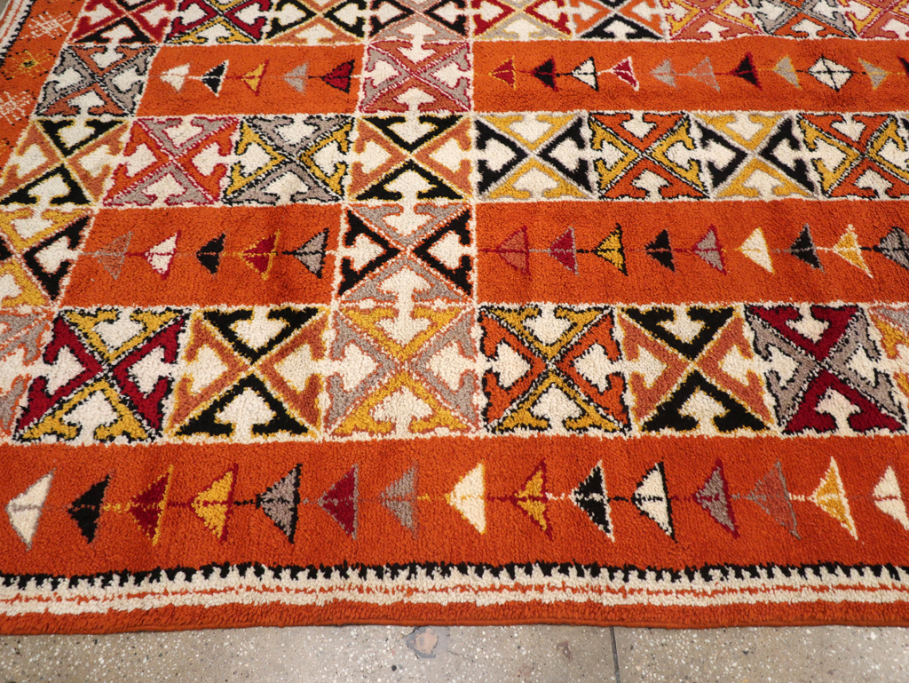 Vintage Moroccan Large Room Size Carpet, No.32470 - Galerie Shabab