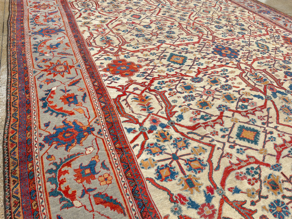 Antique Persian Sultanabad Large Carpet, No.32472 - Galerie Shabab