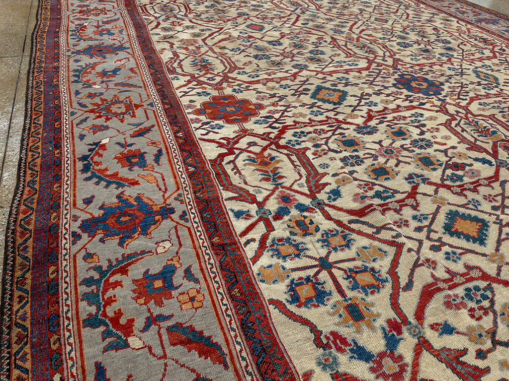 Antique Persian Sultanabad Large Carpet, No.32472 - Galerie Shabab
