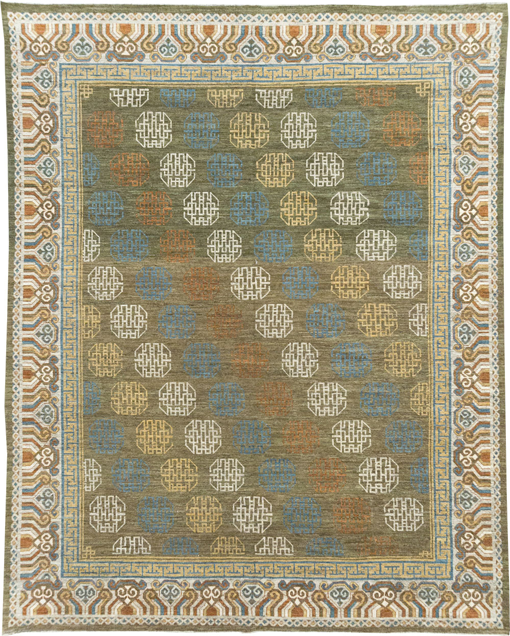 Modern East Turkestan Khotan Room Size Carpet, No.32476 - Galerie Shabab