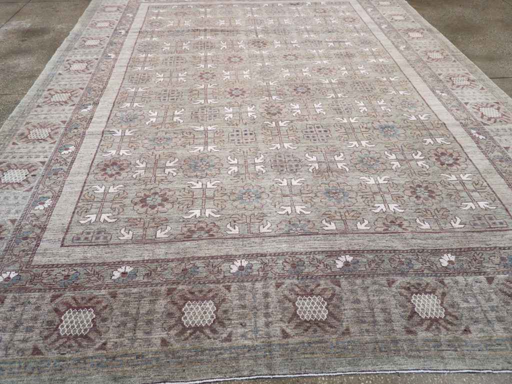 Modern East Turkestan Khotan Room Size Carpet, No.32483 - Galerie Shabab