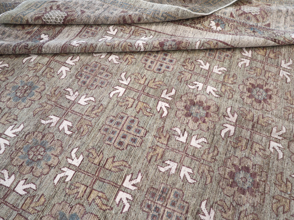 Modern East Turkestan Khotan Room Size Carpet, No.32483 - Galerie Shabab