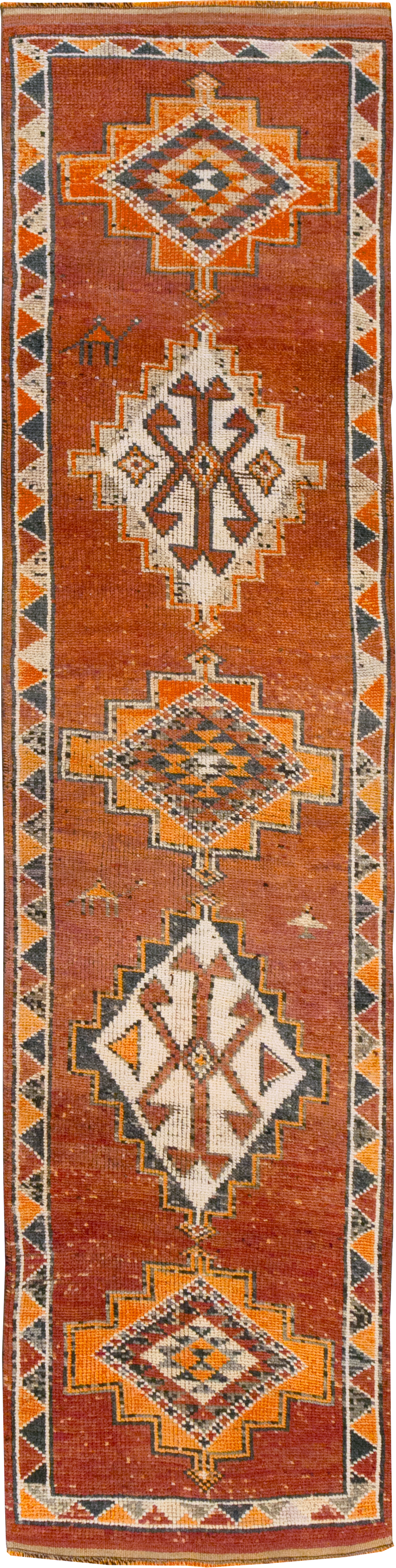 Vintage Turkish Anatolian Tribal Runner, No.32488 - Galerie Shabab