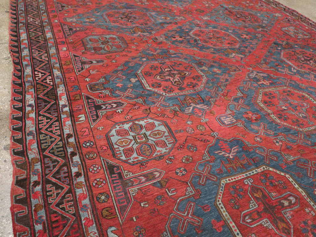 Antique Central Asian Soumak Room Size Carpet, No.32489 - Galerie Shabab
