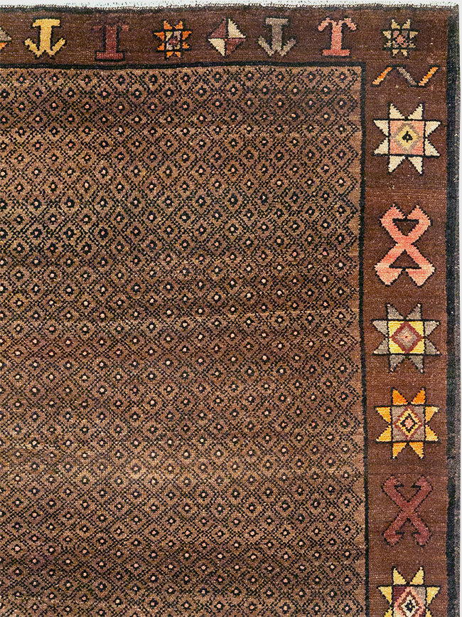 Vintage Turkish Anatolian Room Size Carpet, No.32493 - Galerie Shabab