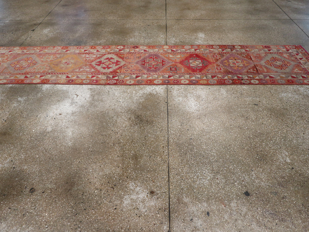 Vintage Turkish Oushak Runner, No.32494 - Galerie Shabab