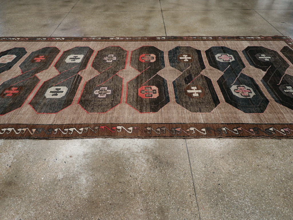 Vintage Turkish Anatolian Wide Gallery Runner, No.32496 - Galerie Shabab