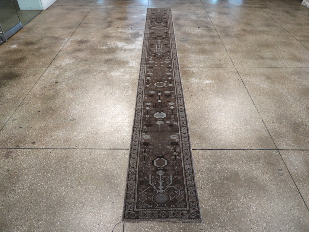 Vintage Turkish Anatolian Long Runner, No.32502 - Galerie Shabab