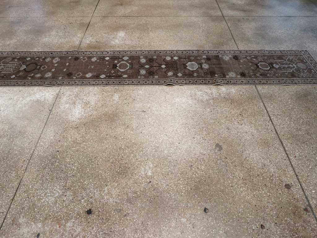 Vintage Turkish Anatolian Long Runner, No.32502 - Galerie Shabab