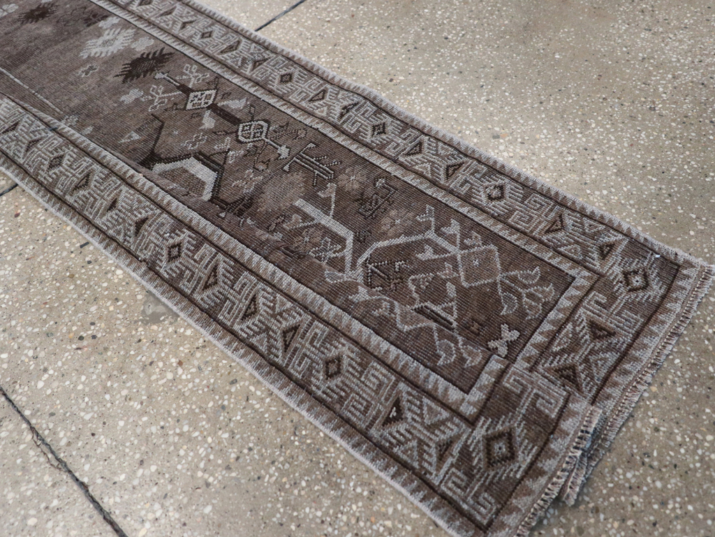 Vintage Turkish Anatolian Long Runner, No.32502 - Galerie Shabab