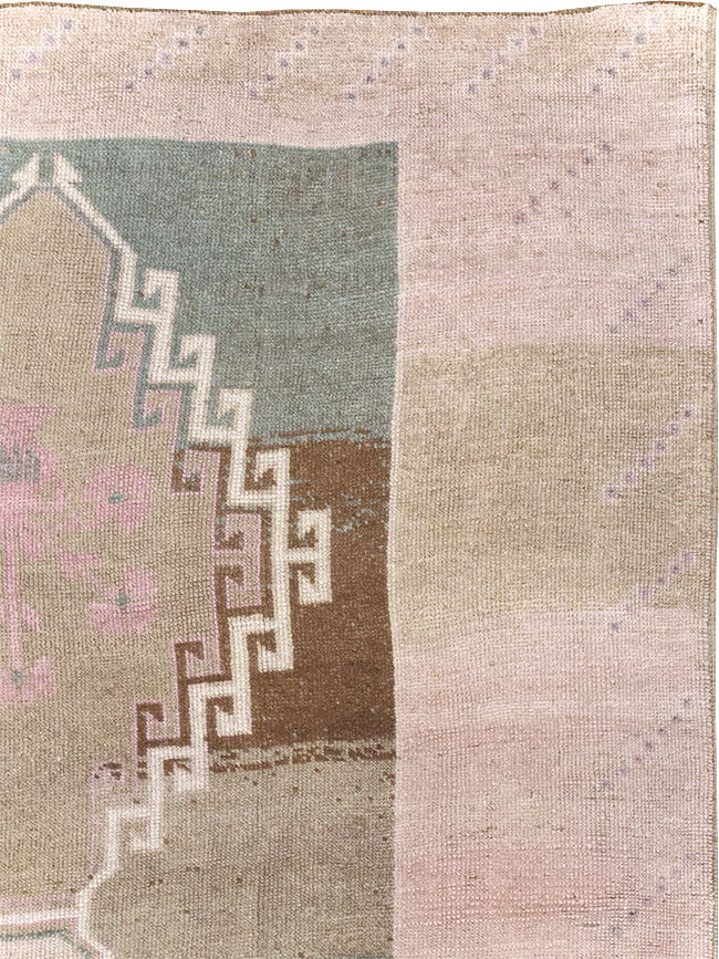Vintage Turkish Anatolian Wide Gallery Runner, No.32503 - Galerie Shabab