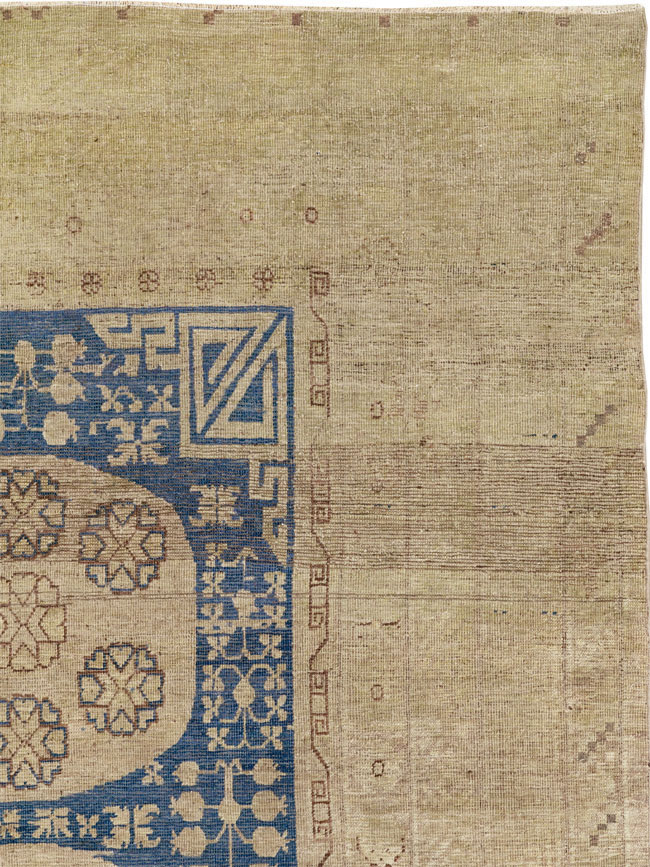 Antique East Turkestan Khotan Accent Carpet, No.32511 - Galerie Shabab