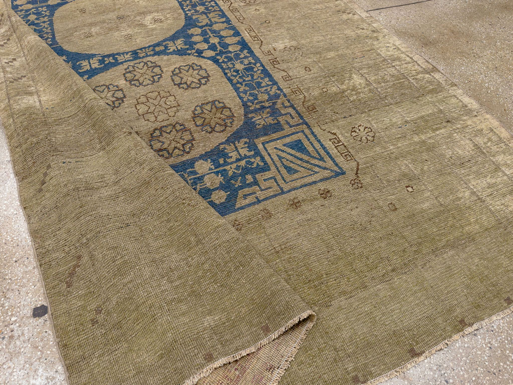 Antique East Turkestan Khotan Accent Carpet, No.32511 - Galerie Shabab