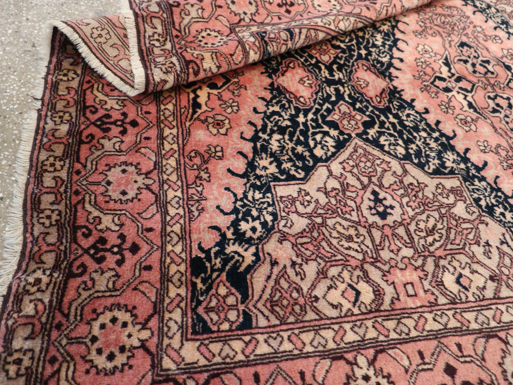 Vintage Turkish Oushak Rug, No.32513 - Galerie Shabab