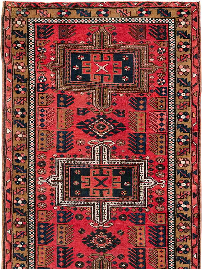 Vintage Persian Karajeh Runner, No.32514 - Galerie Shabab