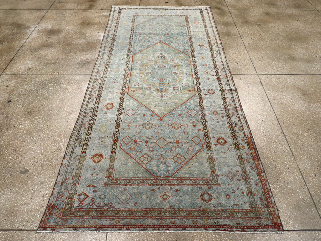 Antique Persian Malayer Gallery Rug, No.32515 - Galerie Shabab