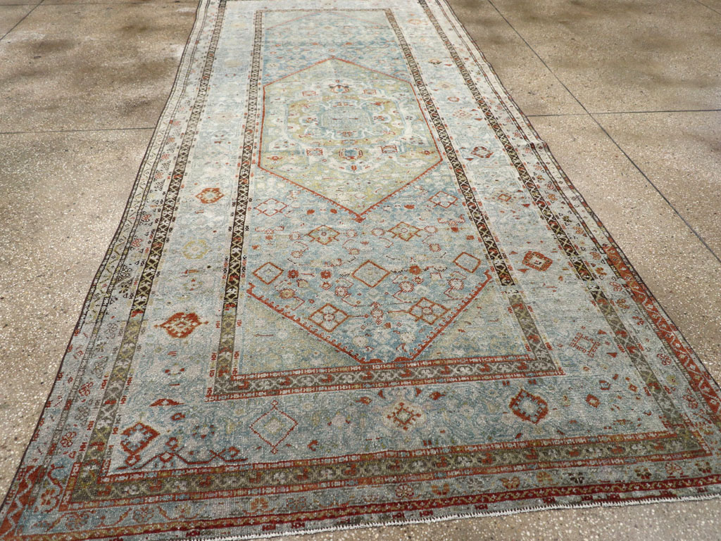 Antique Persian Malayer Gallery Rug, No.32515 - Galerie Shabab