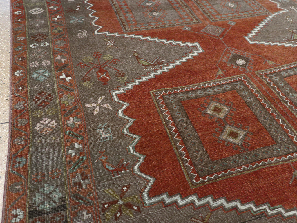 Vintage Anatolian Accent Rug, No.32516 - Galerie Shabab