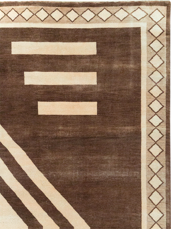 Modern Turkish Tribal Style Room Size Carpet, No.32518 - Galerie Shabab