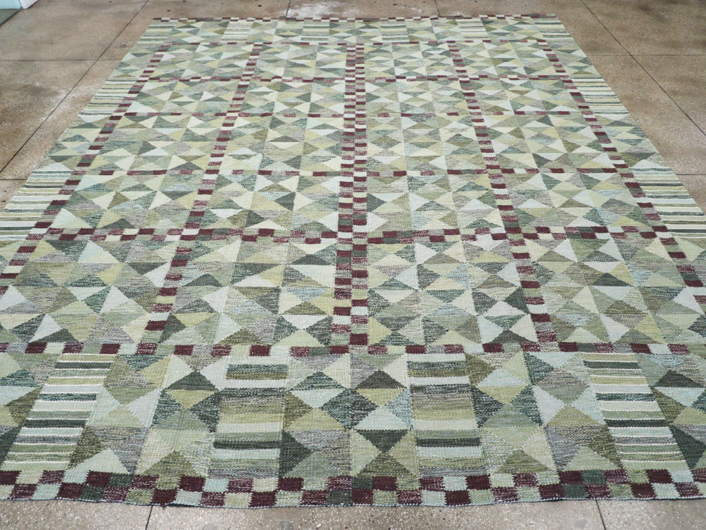 Swedish Inspired Contemporary Turkish Kilim Large Room Size Carpet, No.32521 - Galerie Shabab