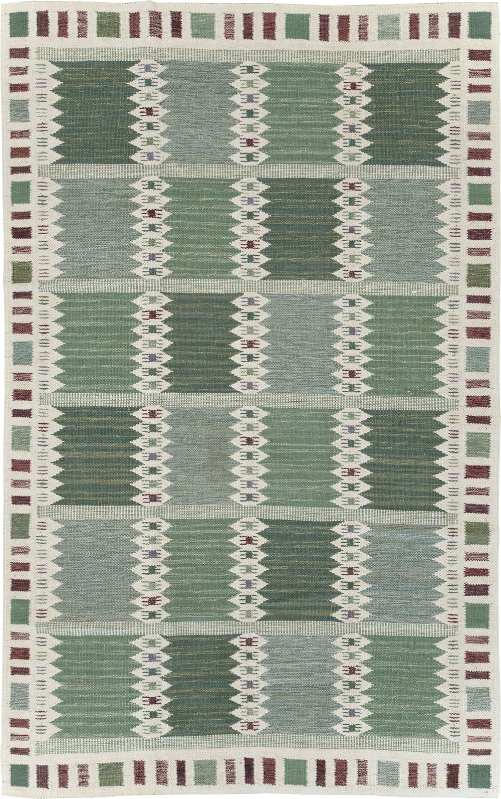 Swedish Inspired Contemporary Turkish Kilim Accent Rug, No.32522 - Galerie Shabab