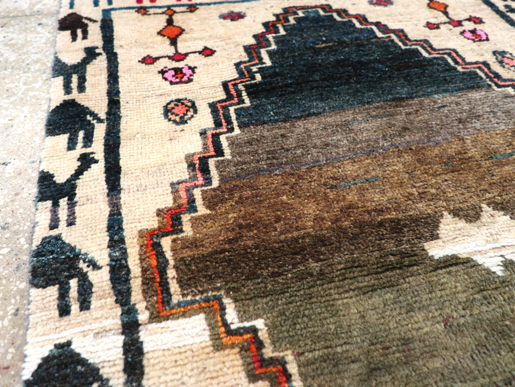 Vintage Persian Gabbeh Throw Rug, No.32540 - Galerie Shabab