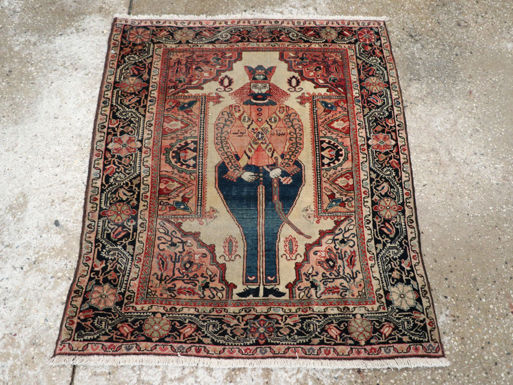 Antique Persian Sarouk Fereghan Pictorial Rug, No.32547 - Galerie Shabab