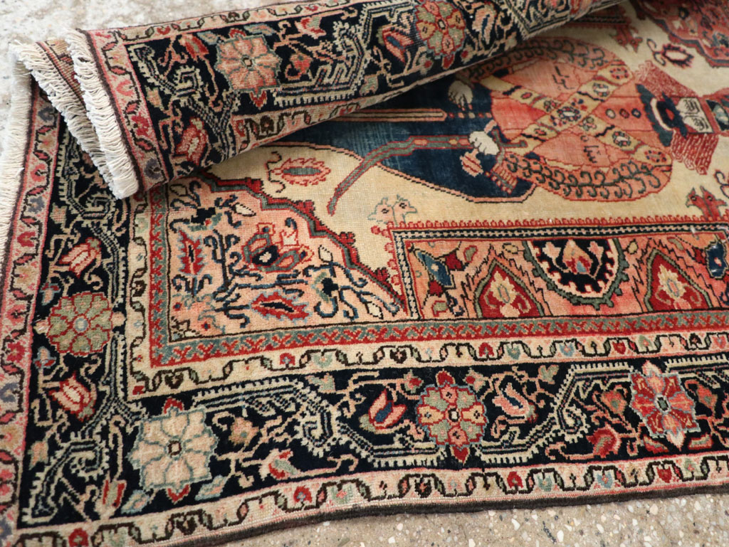 Antique Persian Sarouk Fereghan Pictorial Rug, No.32547 - Galerie Shabab