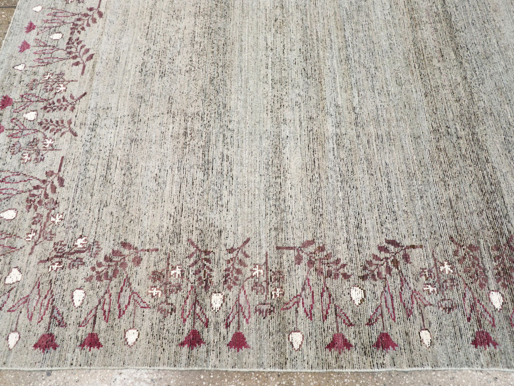 Modern East Turkestan Khotan Room Size Carpet, No.32551 - Galerie Shabab