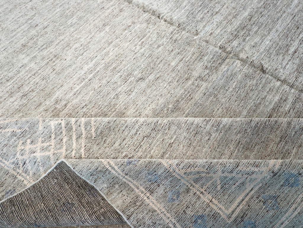 Modern East Turkestan Khotan Room Size Carpet, No.32552 - Galerie Shabab