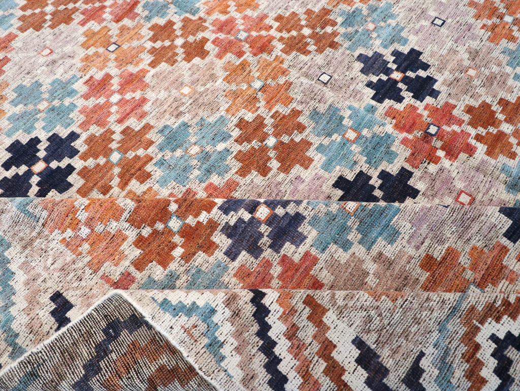 Modern East Turkestan Khotan Room Size Carpet, No.32554 - Galerie Shabab