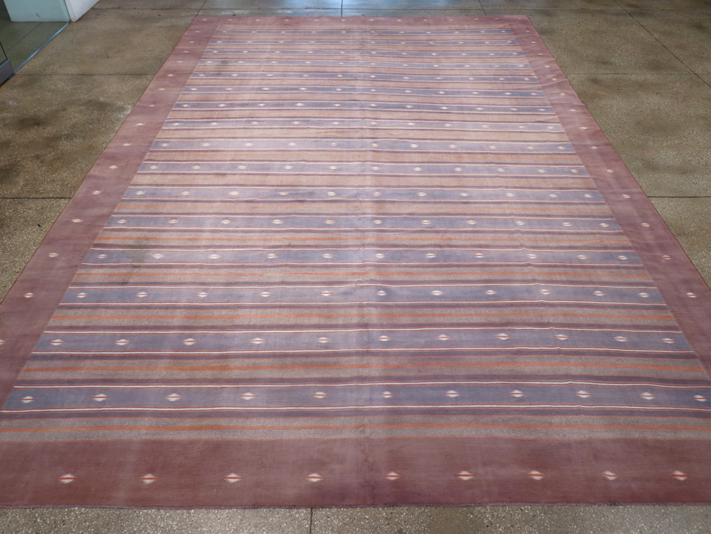 Vintage Indian Flatweave Dhurrie Large Room Size Carpet, No.32563 - Galerie Shabab