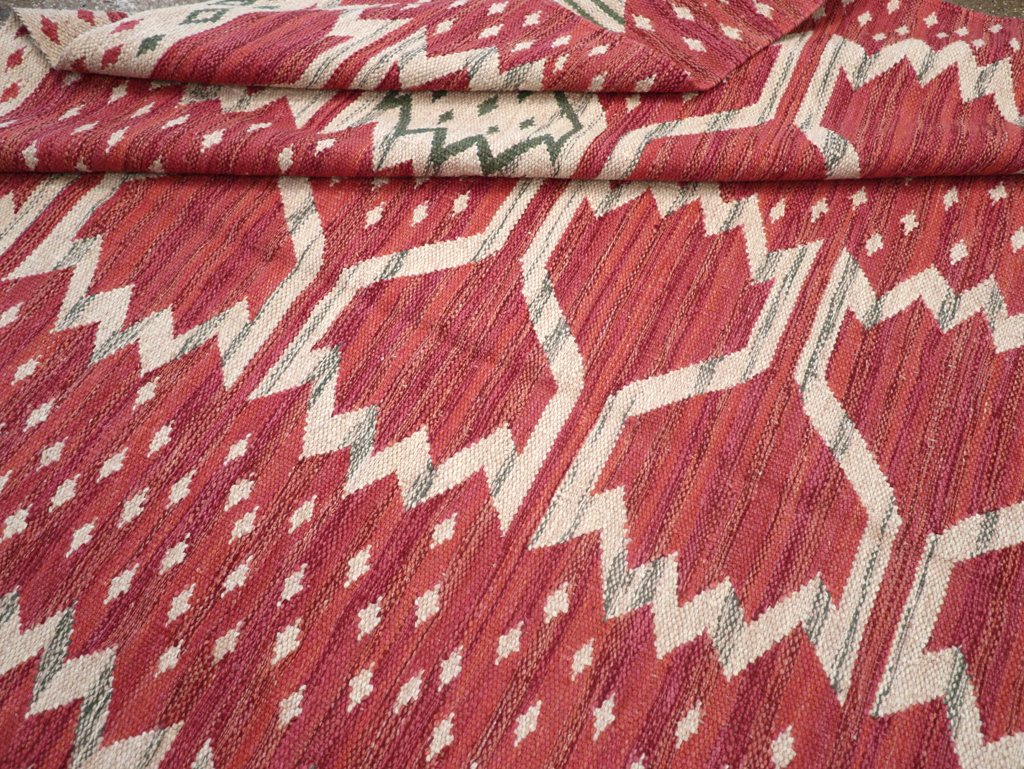 Contemporary Turkish Flatweave Room Size Carpet, No.32574 - Galerie Shabab